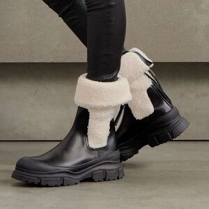 Brunello Cucinelli Shearling and Leather Chelsea Boot Size 37